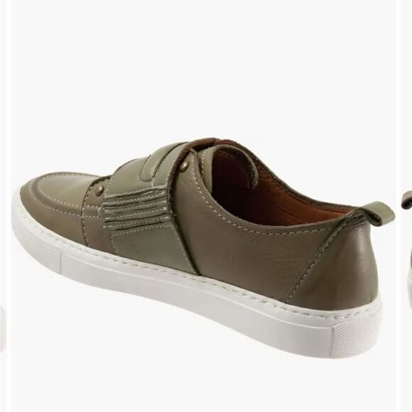 Relax Slip-On Sneaker (Women)Bueno,Leather upper - Picture 3 of 8